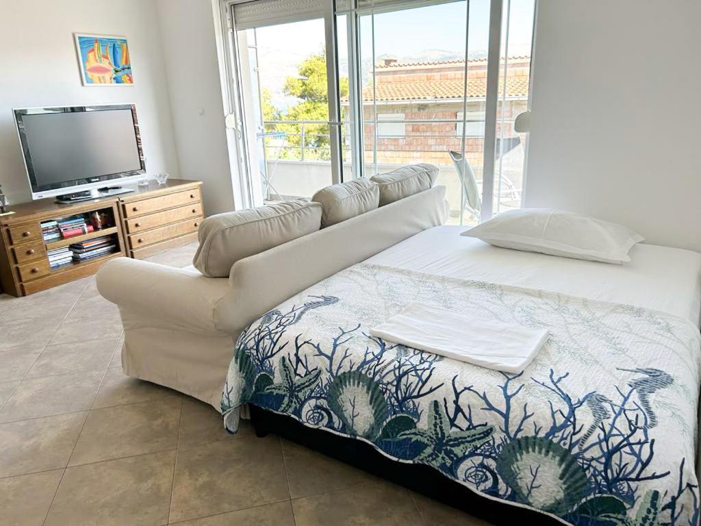 טרוגיר Apartments Oklopcic מראה חיצוני תמונה